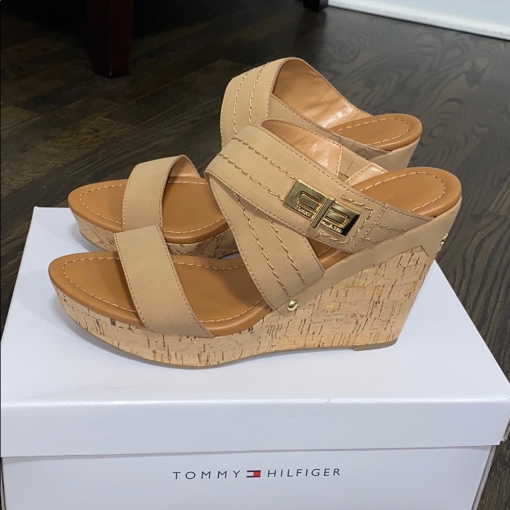 Tommy Hilfiger Mili 2 Wedge Sandal